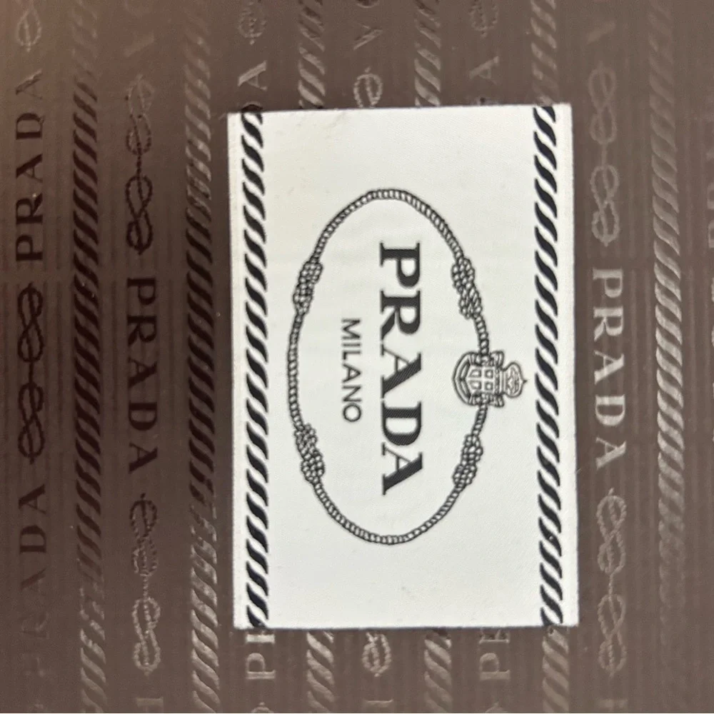 Original Prada Box measures approximately 11.5 x 9.5 x 4.75 inches. Prada Milano - Picture 9 of 10